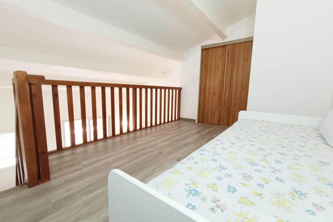 Spacious Sea View At 50m From The Appartement